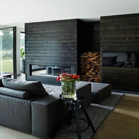 Snug Holiday In With Sauna, Jacuzzi, Netflix *